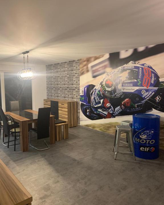 Crehange House | Lonora paddock