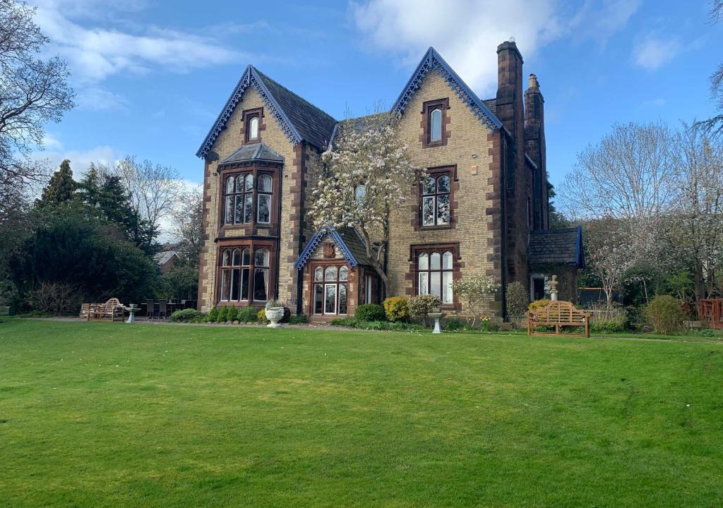 Penrith House | Lonsdale Villa Retreat