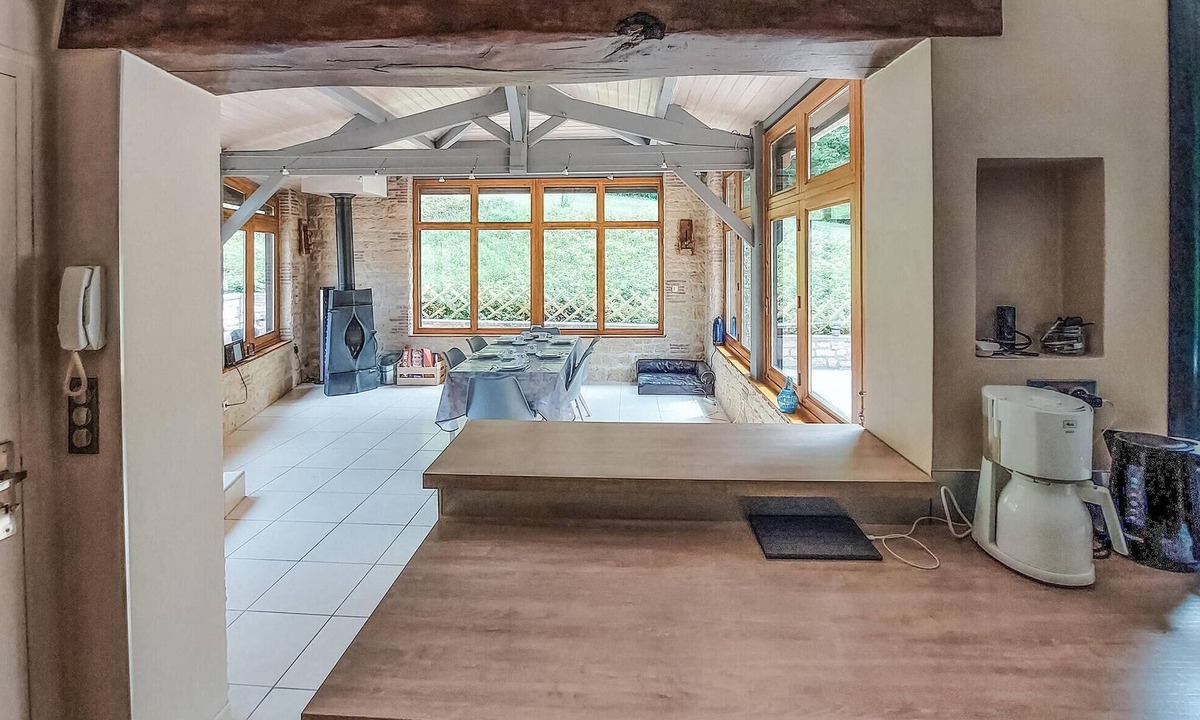 Casseneuil House | Look forward to an idyllically located vacation home with pool.