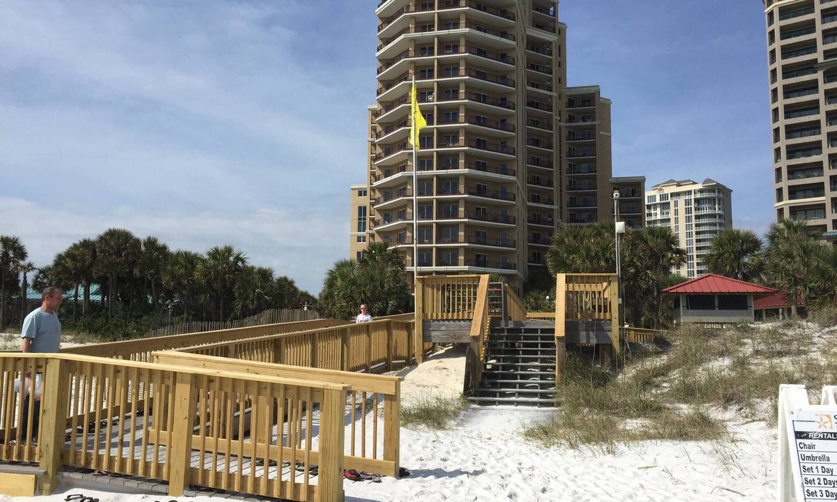 Sandestin Condo | Looking for Pascal Harbor? Westwinds 4701, Bed & Beachfront, rented by Belinda?