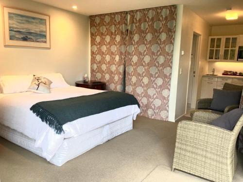 Alexandra House | Lookout Escape Studio, Alexandra