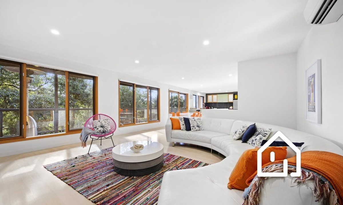 McCrae House | Lookout & Sea - Beachfront Bliss in McCrae