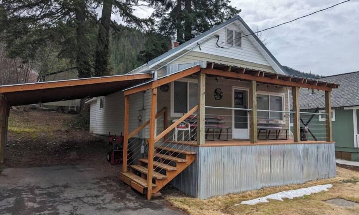 Mullan House | Lookout Ski Shack