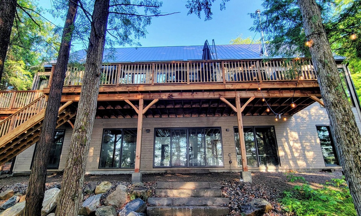 Parry Sound Cottage | Loon Lookout: Modern Lakefront Cottage on 22 Acres – Seguin Summer Escape