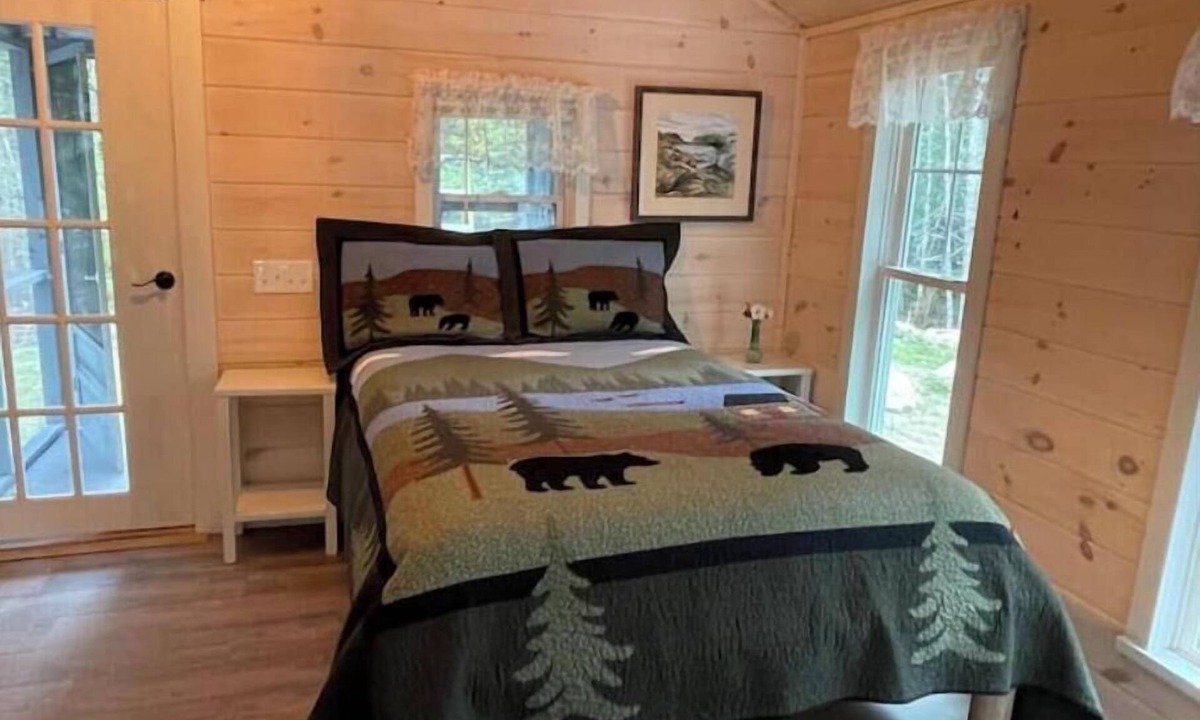 Surry Cottage | Loon Sound Forest Cottage