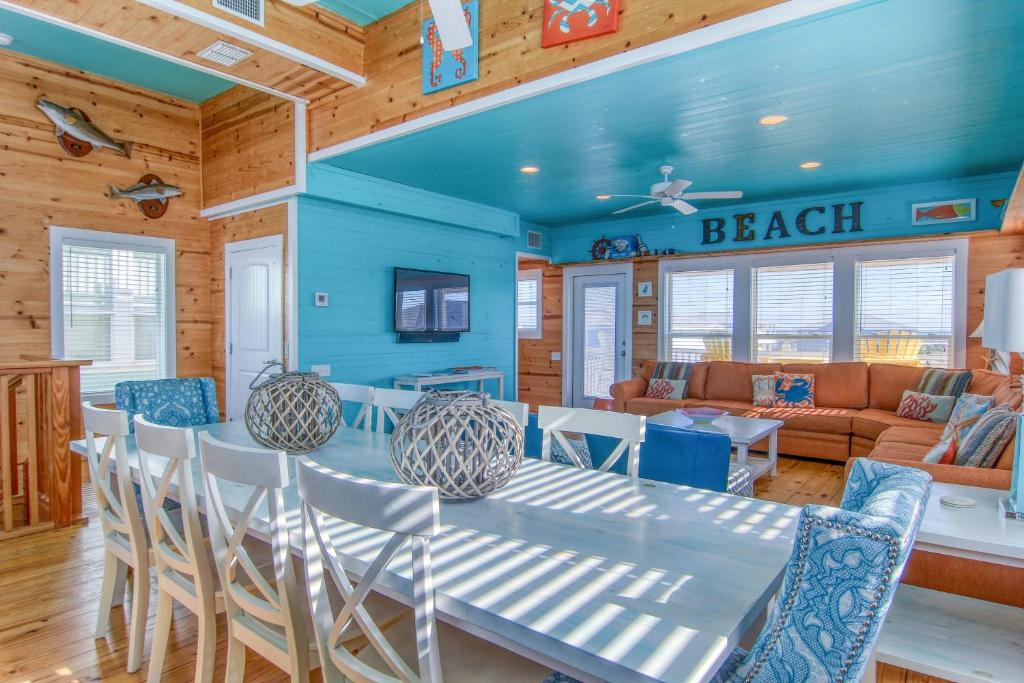 Port Aransas House | Looney Dunes VW50 Home