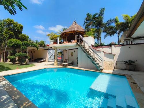 Aikmel Bed & Breakfast | Loox Cozy Villa