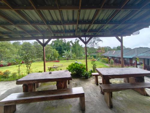 Lombok Bed & Breakfast | Loox Rinjani Camp Sajang