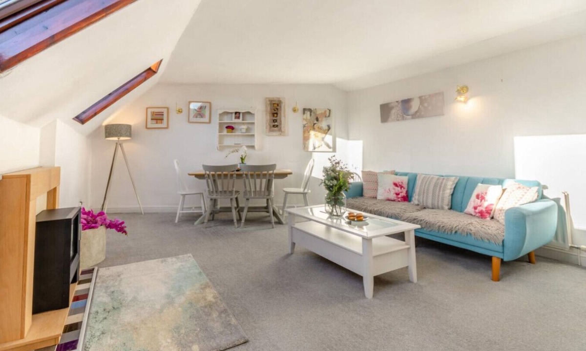 Ashbourne Apartment | Lorash Cottage, Ashbourne