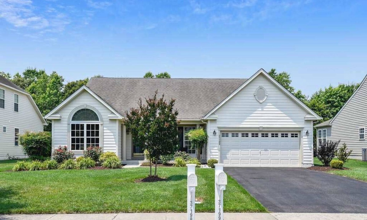 Ocean View House | Lord Baltimore Landing house w/shared pool, free WiFi, central AC, private W/D