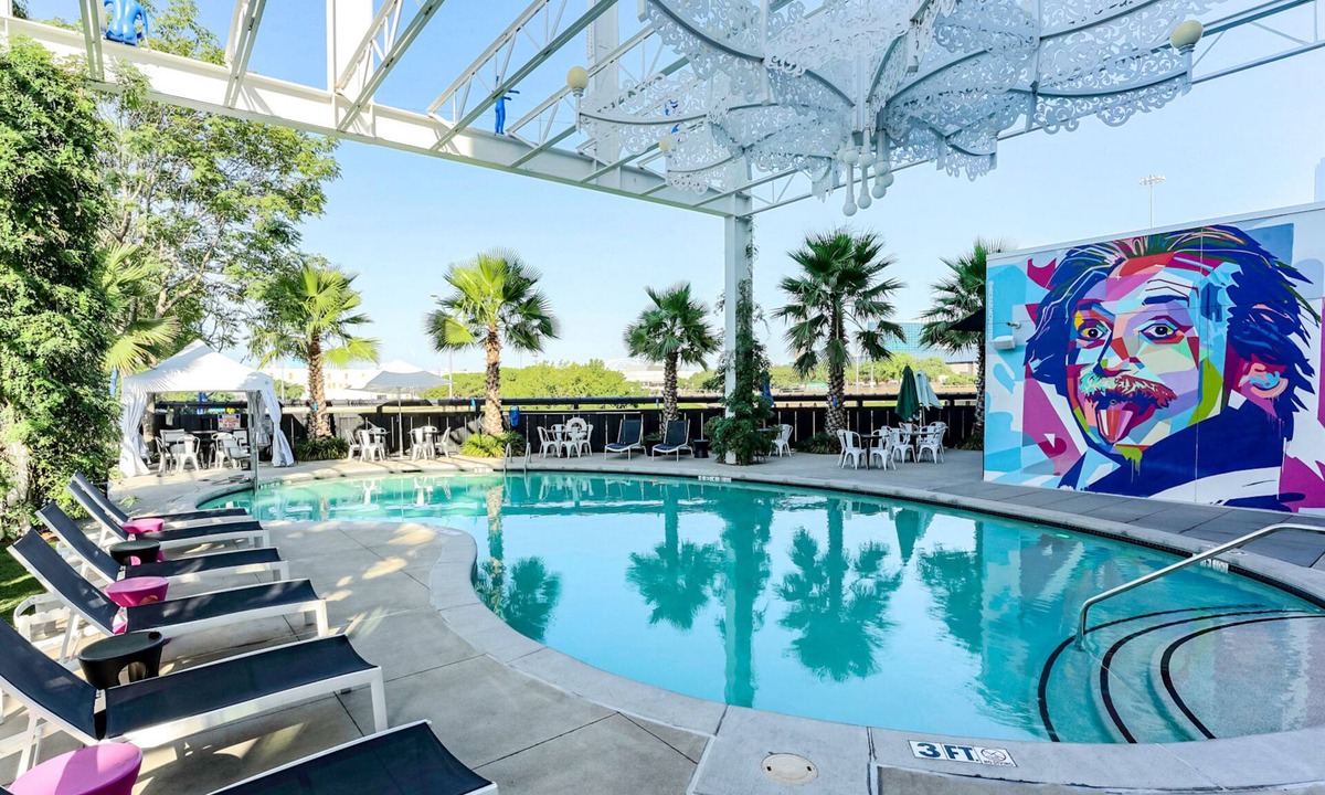 Cedars Hotel | Lorenzo Hotel Dallas, Tapestry Collection by Hilton