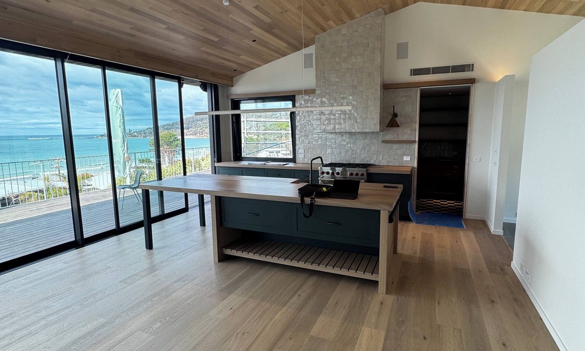 Lorne House | Lorne House