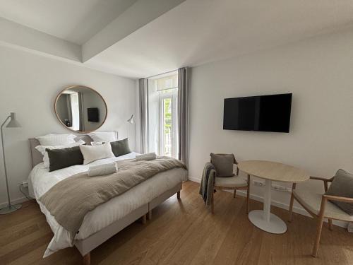 Trebeurden Apartment | Losquet Studio, Trebeurden