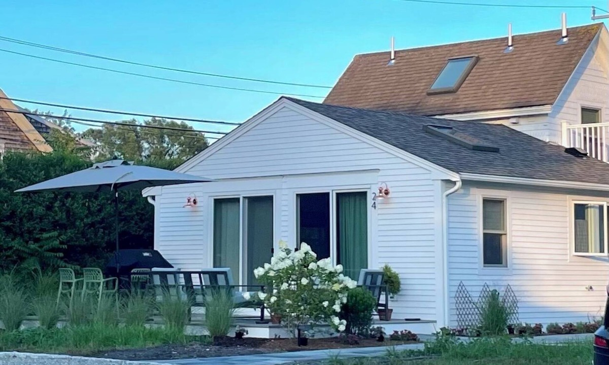 Provincetown House | "Lost At Tea" - Completely renovated 5-bedroom PTown compound