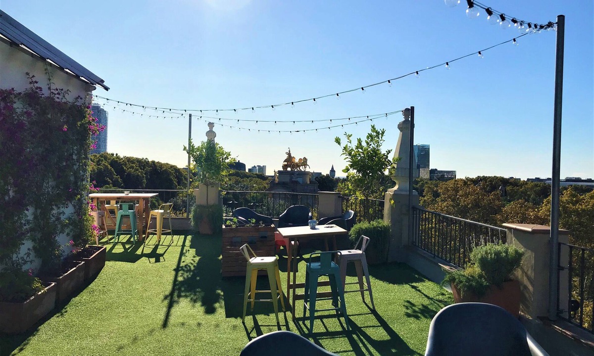 El Parc i la Llacuna del Poblenou Apartment | LOST GARDEN XL - Special family, Ciutadella Park