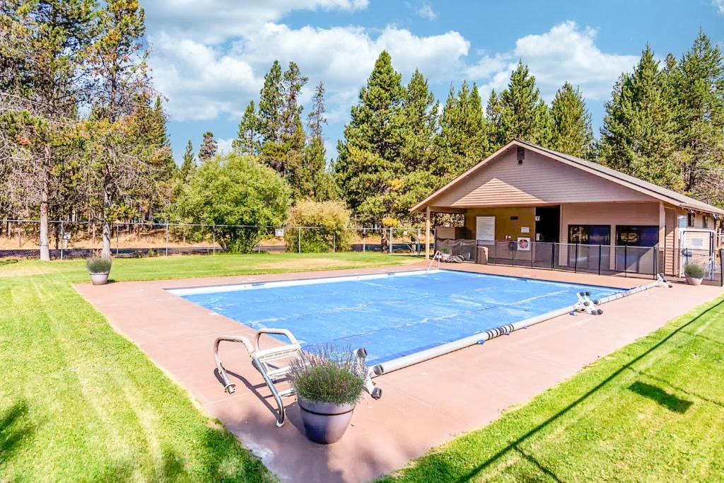Three Rivers House | Lost Rider Loop Lodge