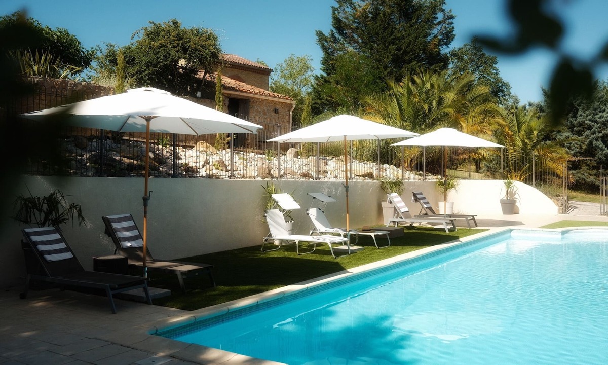 Pech-Luna House | L’Ostalet: a peaceful countryside retreat near Mirepoix w/large heated pool