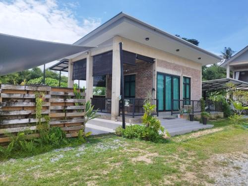 Bandar Kota Bharu House | Lot 138
