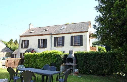 Aignerville House | Lotena