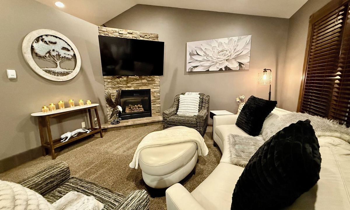 Sioux Falls House | Lotta Shangri-La Sauna Easy Access to I229