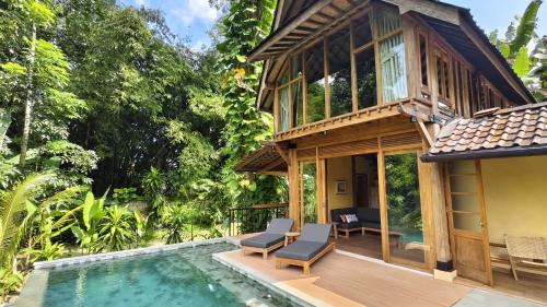 Bangunjiwo Villa | Lotus Forest Houses