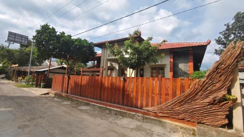 Karimunjava House | Lotus Homestay