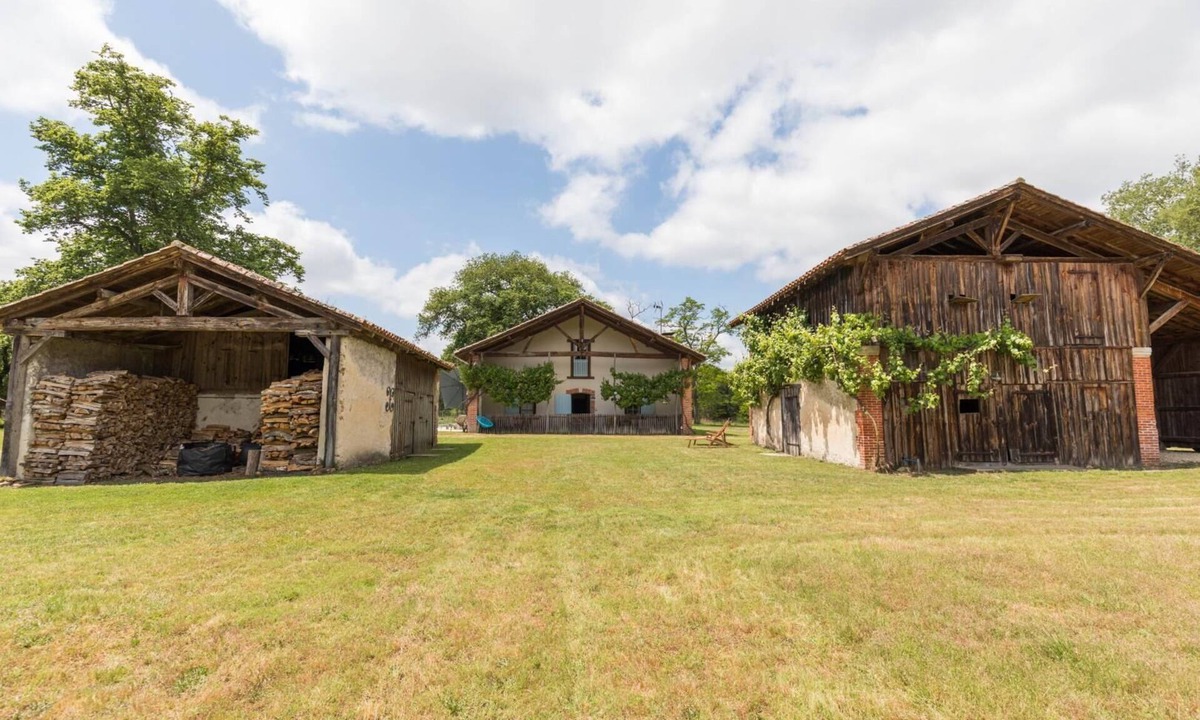 Canenx-et-Reaut House | Lou Bin - Canenx ET Reaut