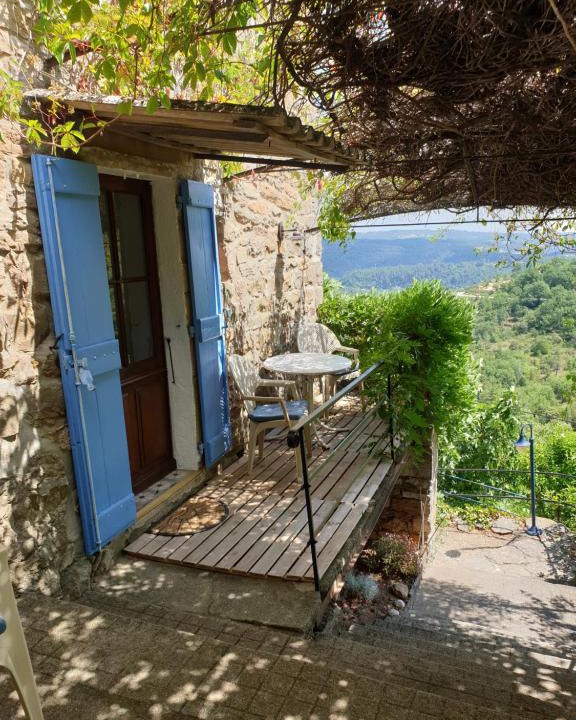 Gravieres House | Lou-Pelou