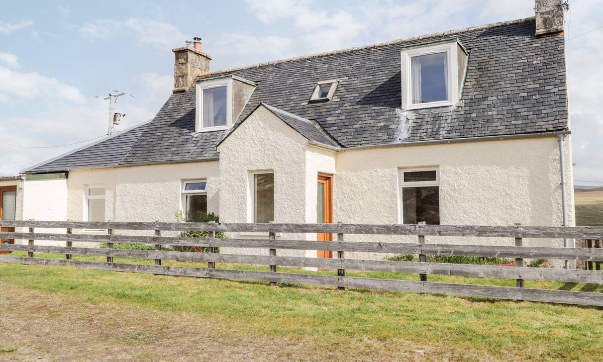 Lairg Cottage | Loubcroy Farm House