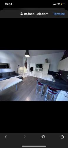 Centre Ville Apartment | Loue chambre indépendante