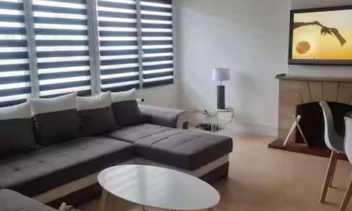 Ville Haute Apartment | Louis cœur de ville with games room and spa