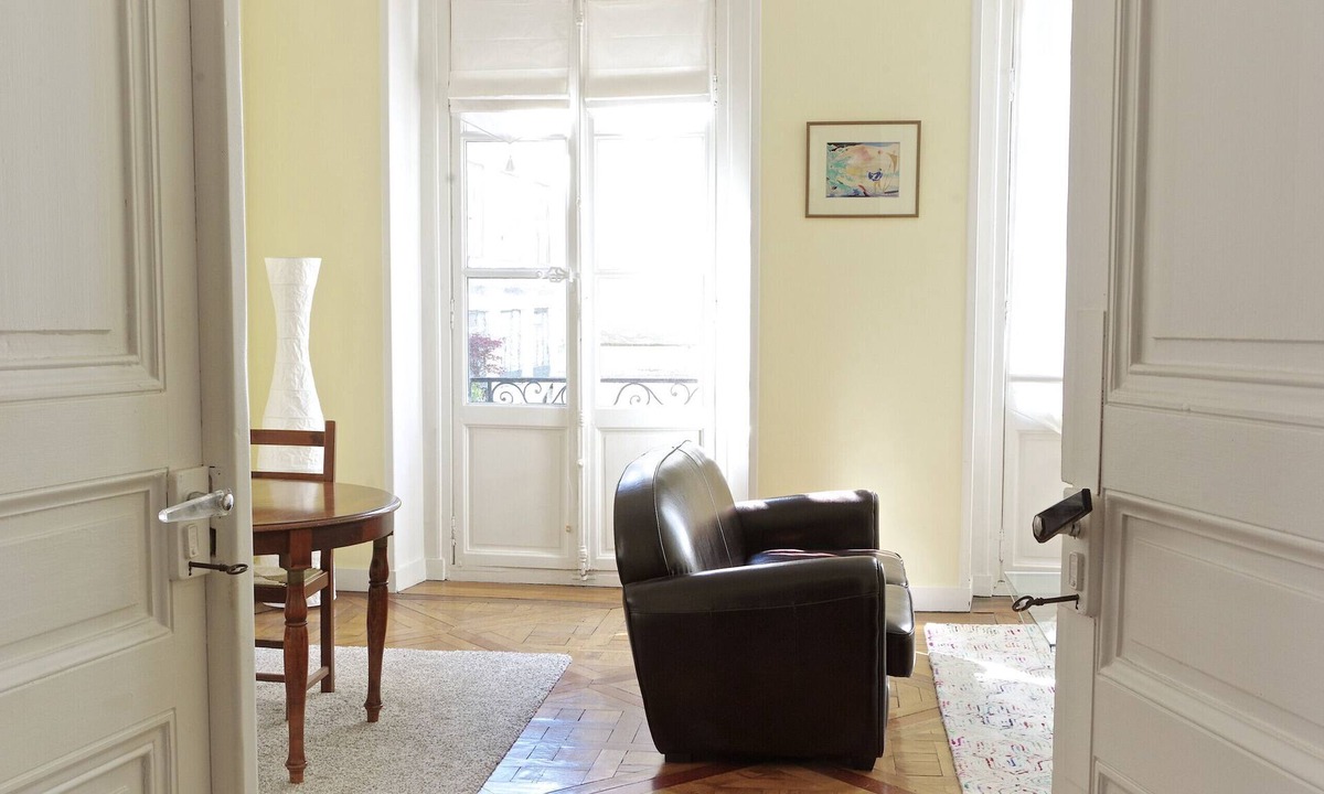 Hotel de Ville - Quinconces Apartment | Louis Combes - Localisation Exceptionnelle/1 cha