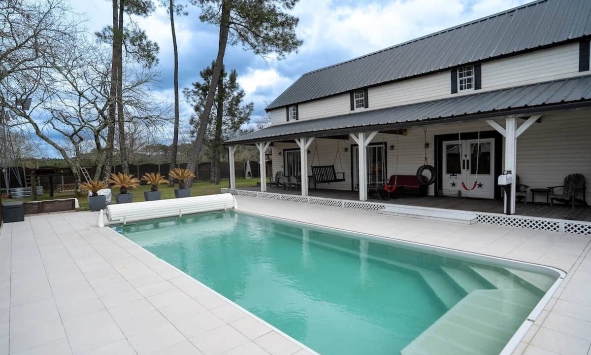 Pissos House | Louisiane Americaine - 14 pers - Swimming pool & Jacuzzi -
