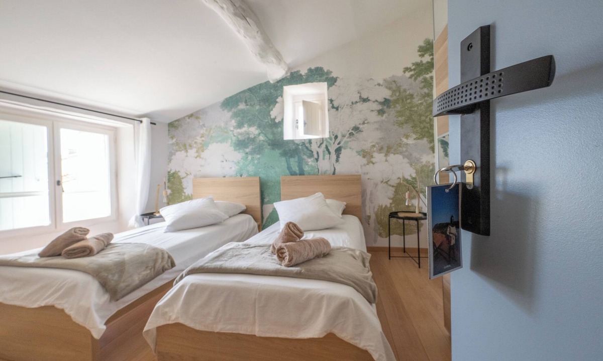 Pompignan Bed & Breakfast | Loup - Chambre Double Avec Salle de Bains Privative
