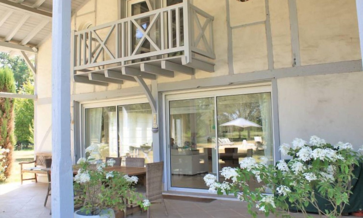 Losse House | Lous Bernets by Interhome