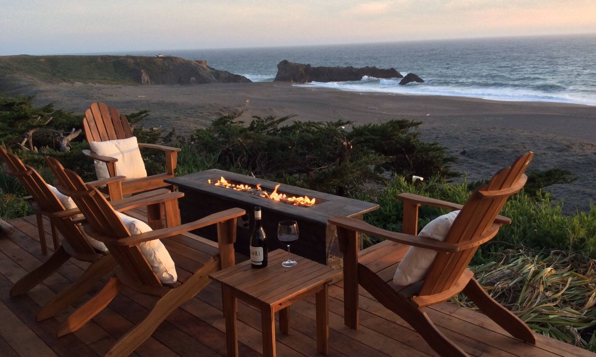 Bodega Bay House | Louw Tide - Modern home, ocean front, spanning views.