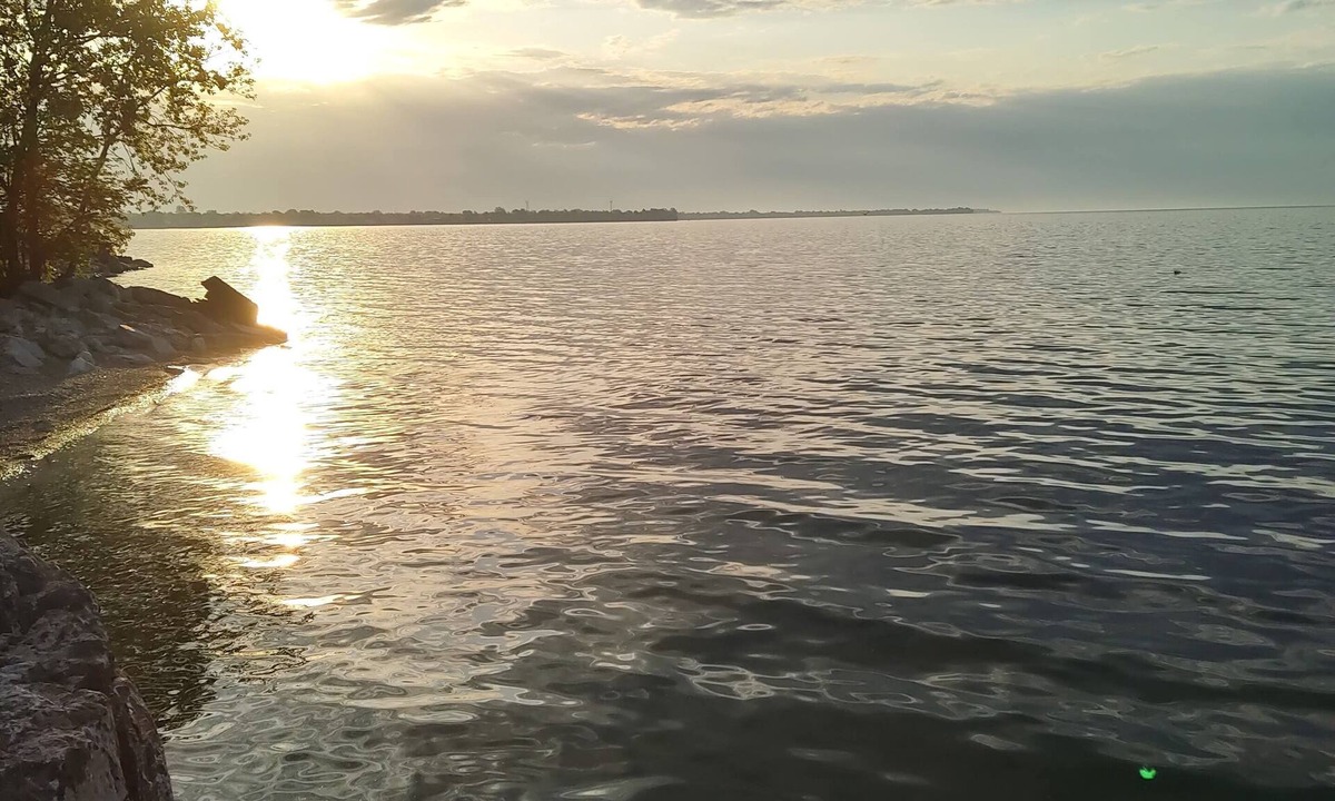 Lowbanks Resort | Love Beach Waterfront Retreat | DIY Weddings & Celebrations | Private Lake Erie