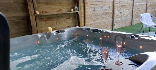 Ecueille House | Love et Sens - Love room avec jacuzzi