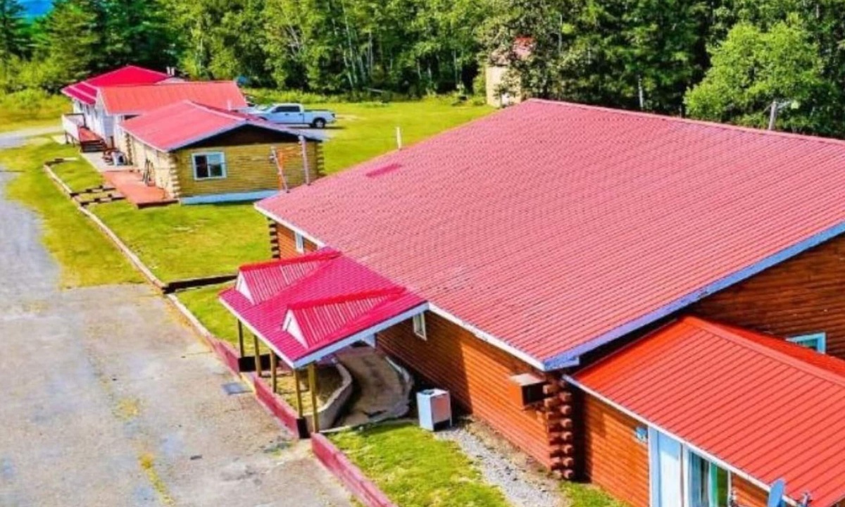 Fort Kent Hotel | Love Hotels St John River by OYO at Fort Kent ME