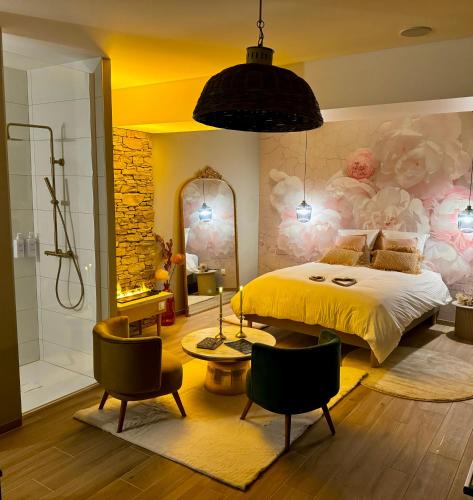 Baccarat Bed & Breakfast | Love room la bohème