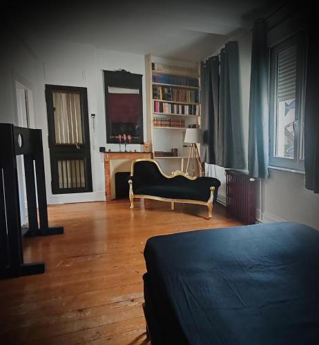 Bolbec Hotel | Love Room LE DONJON BDSM