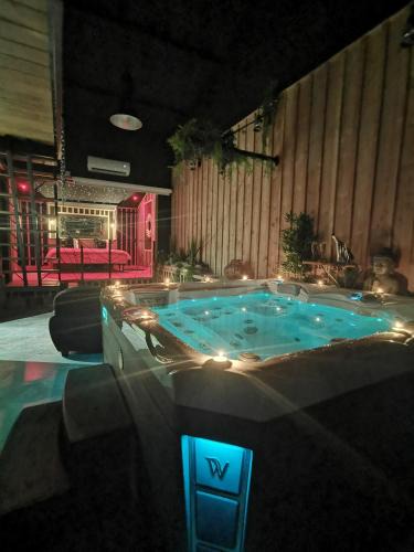 Saint-Denis-de-Pile Apartment | love room paradix