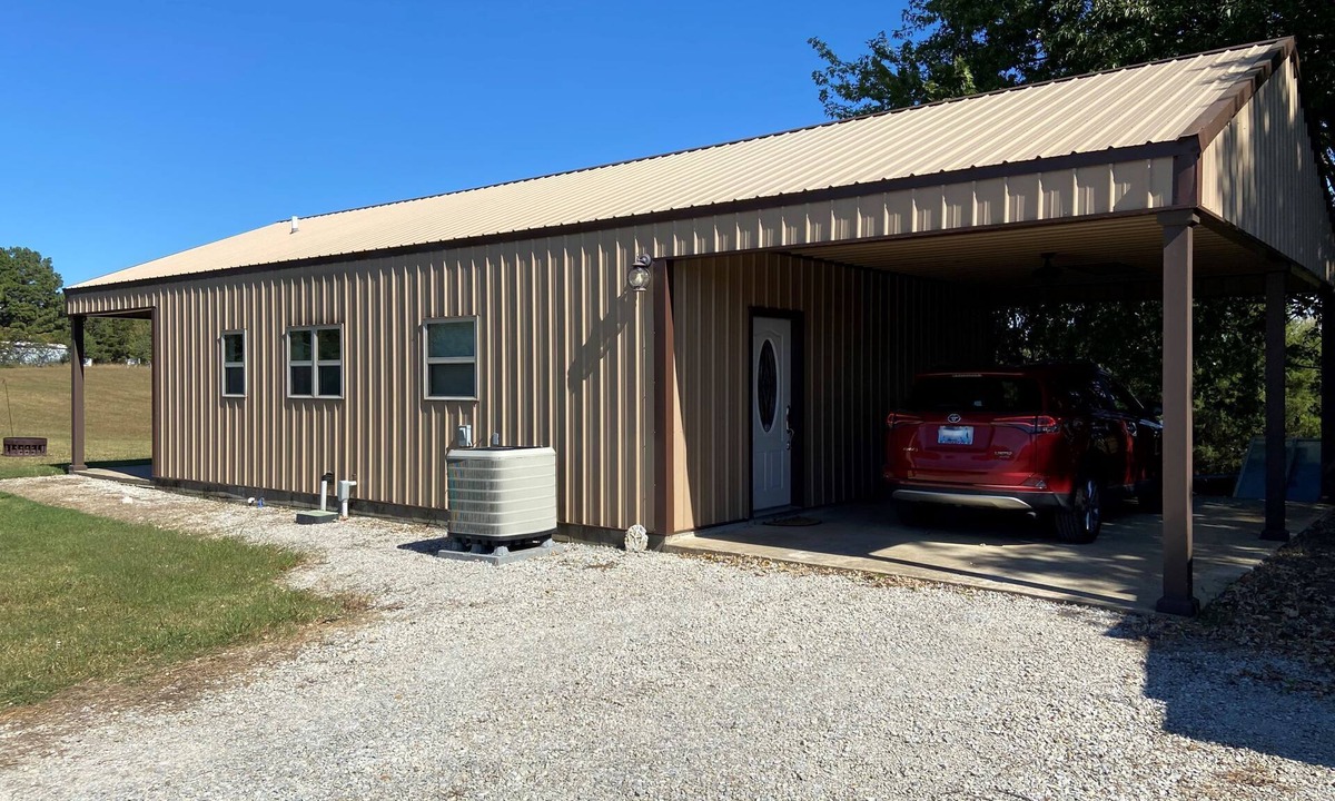 Paragould Cabin | Love Shack