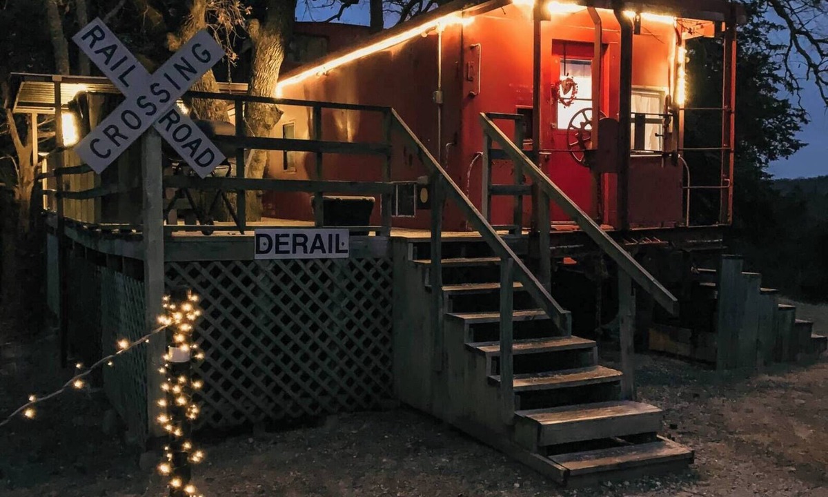 Marietta Cabin | Love Train Caboose - an authentic 1949 Missouri Pacific Caboose