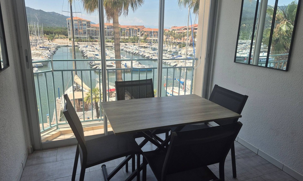 Plage d'Argeles Apartment | Lovely 1-bed apartment, 4 people, Port Argelès, near beach and shops, parking included