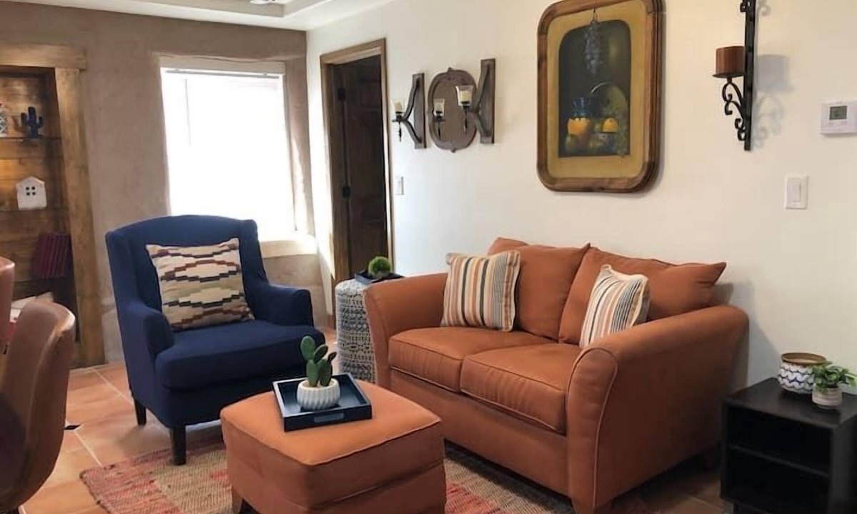 Mesilla Apartment | Lovely 1-Bedroom Adobe Escape