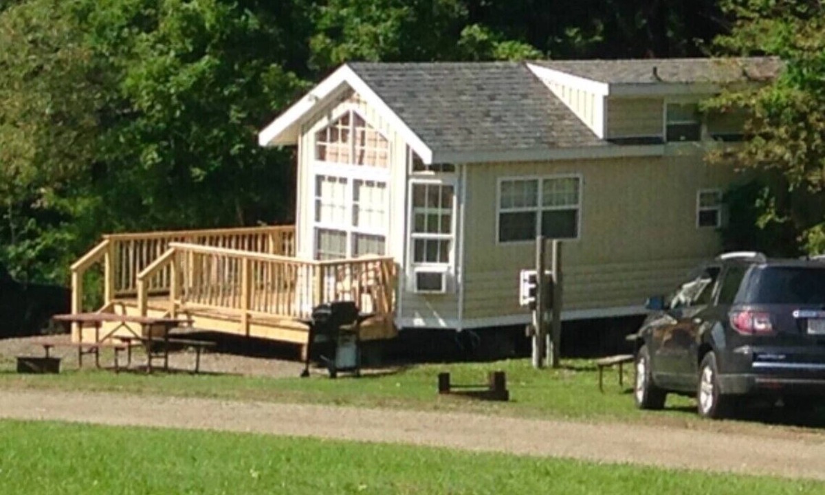Milford Cottage | Lovely 1-BR tiny house with additional sleeping loft. Less than 5 mi from Cooperstown