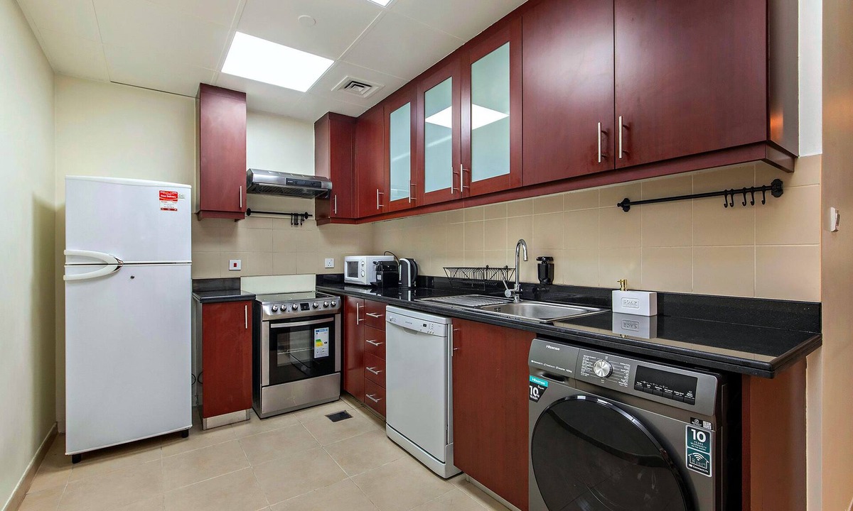 Dubai Marina Apartment | Lovely 1BR Apartment Bahar 6 JBR