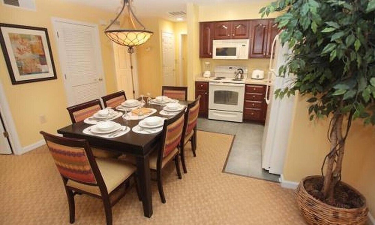 Berkeley Condo | Lovely 2 Bed, 2 Bath Condo (6 ppl) All Season Pool