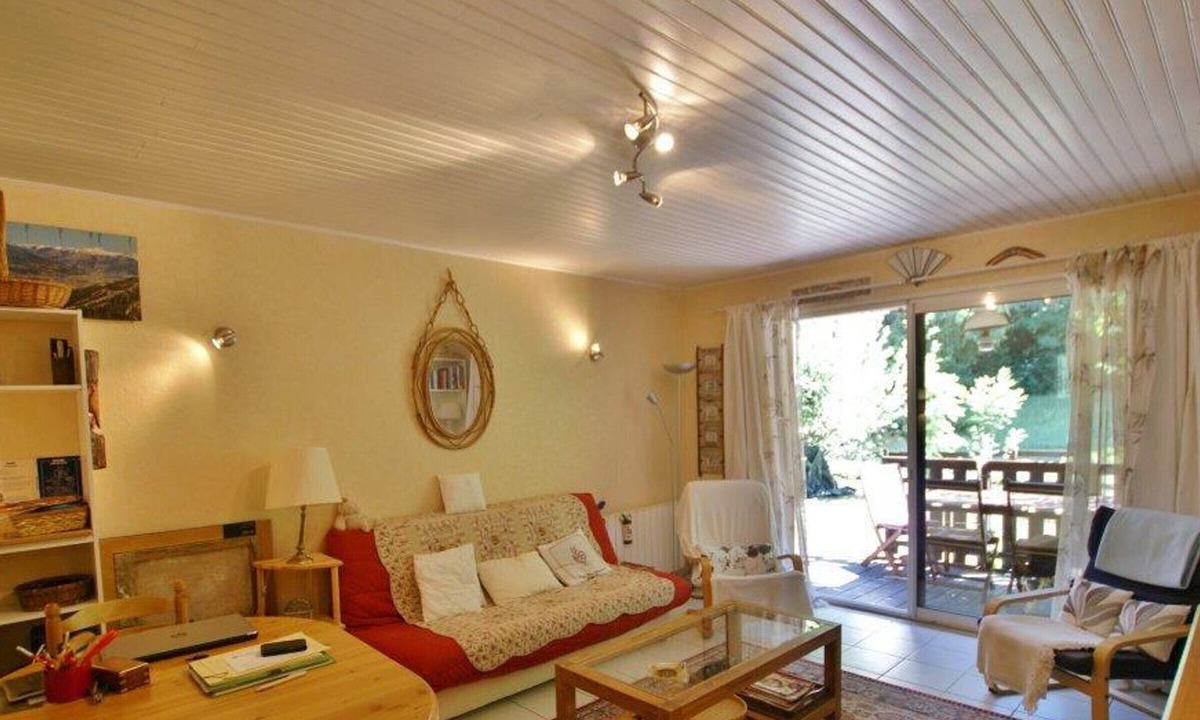 Barcelonnette Apartment | Lovely 2-bedroom apartment with garden, Barcelonnette